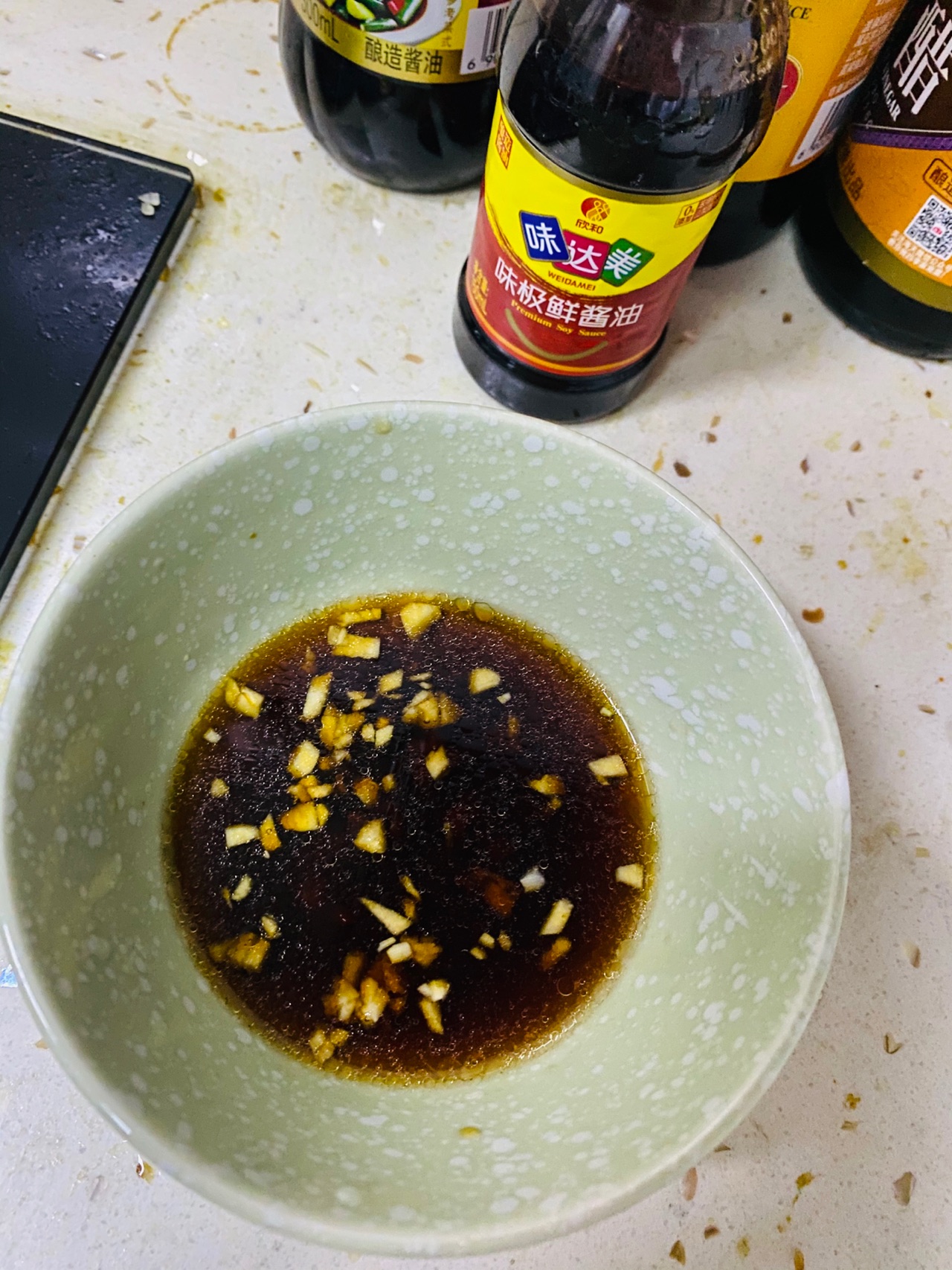 蒜香捞生菜