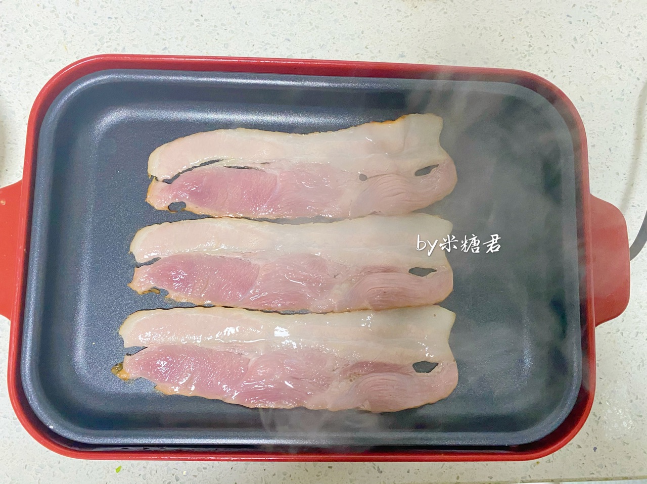 蒜香蘑菇培根意大利面