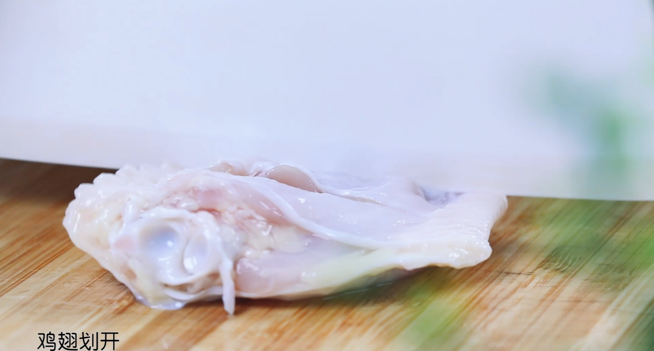 蒜香柠檬烤鸡翅