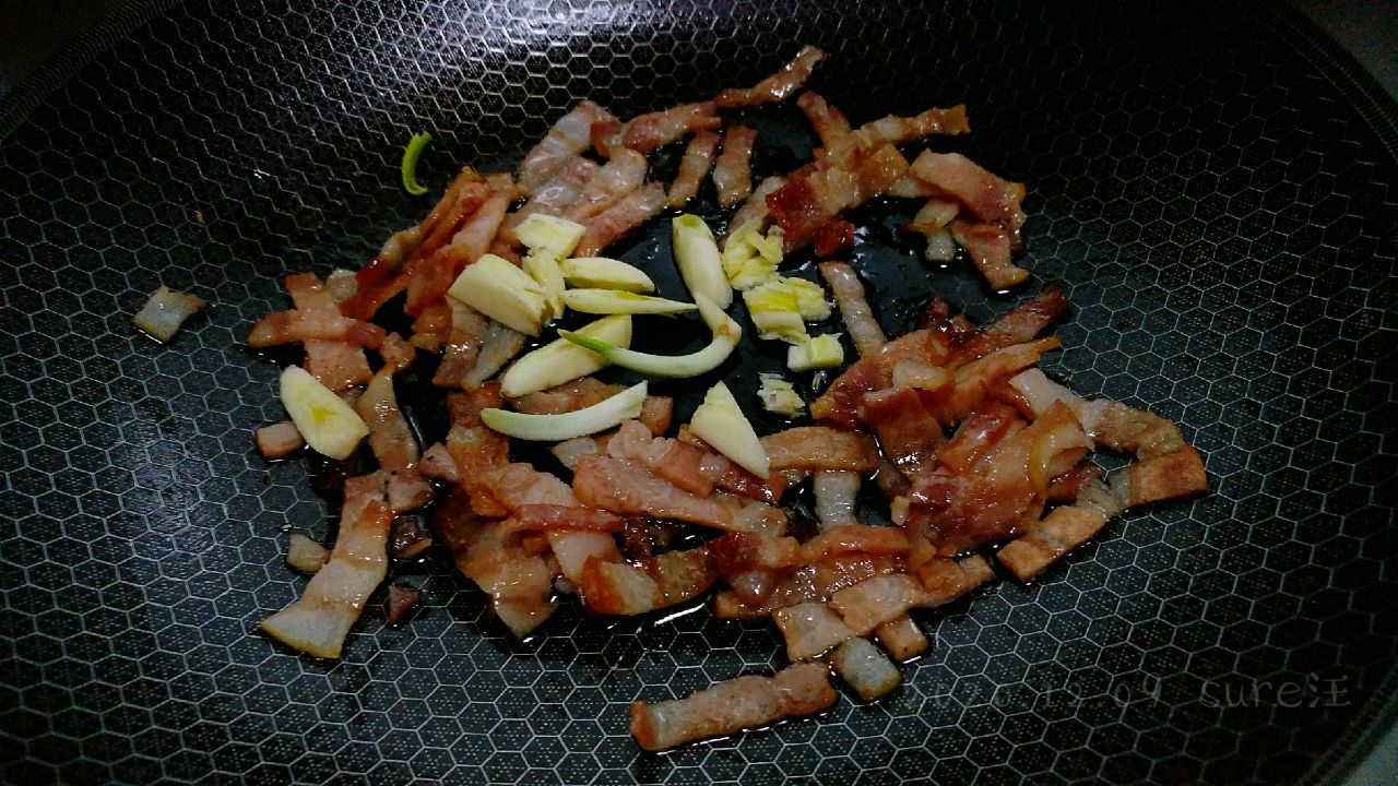 蒜香培根乌塌菜