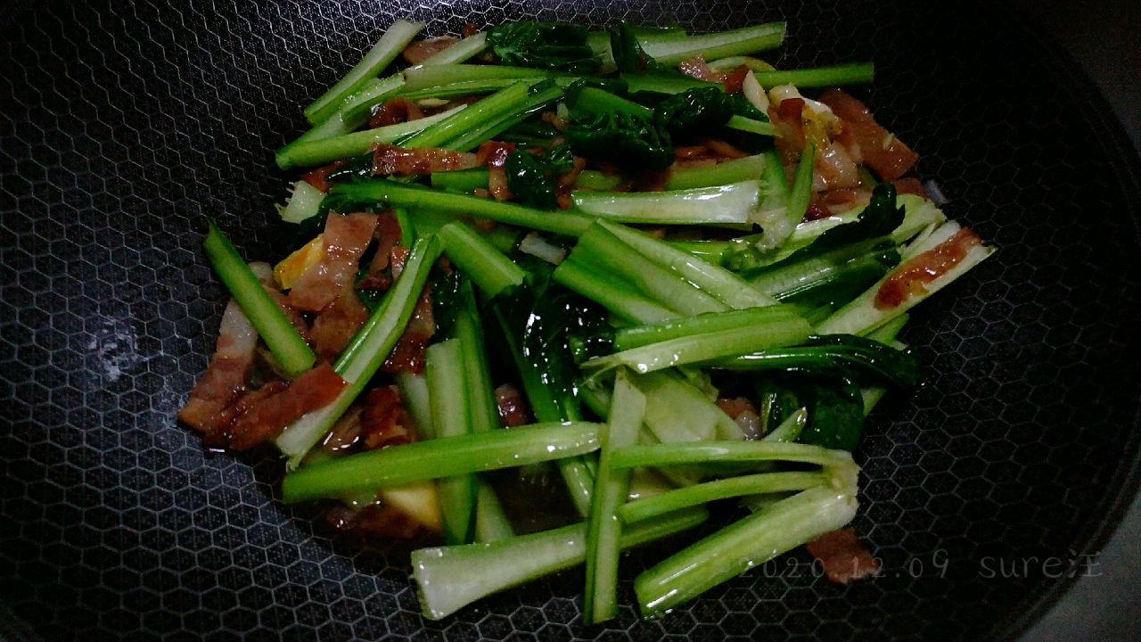 蒜香培根乌塌菜