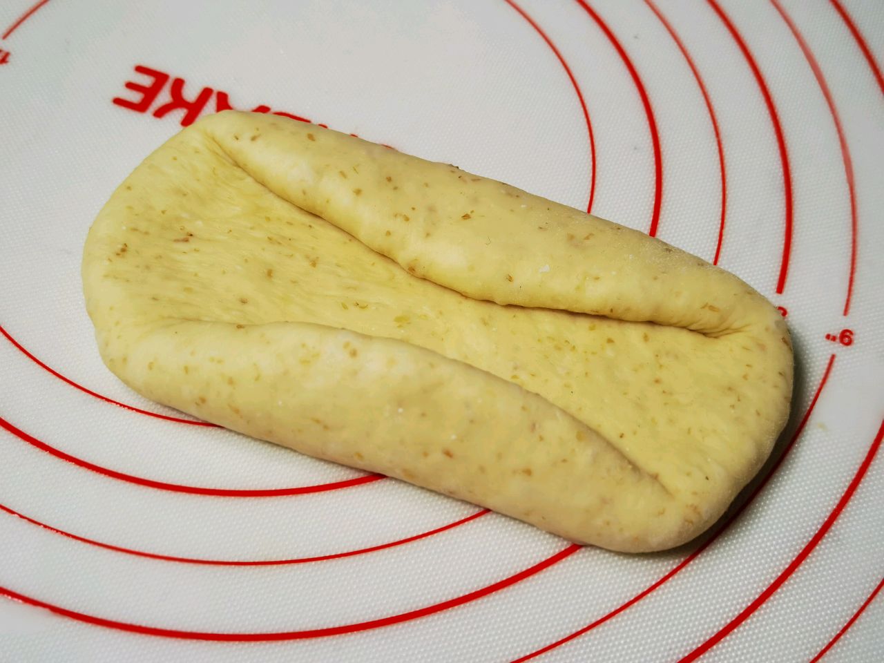 蒜香全麦面包