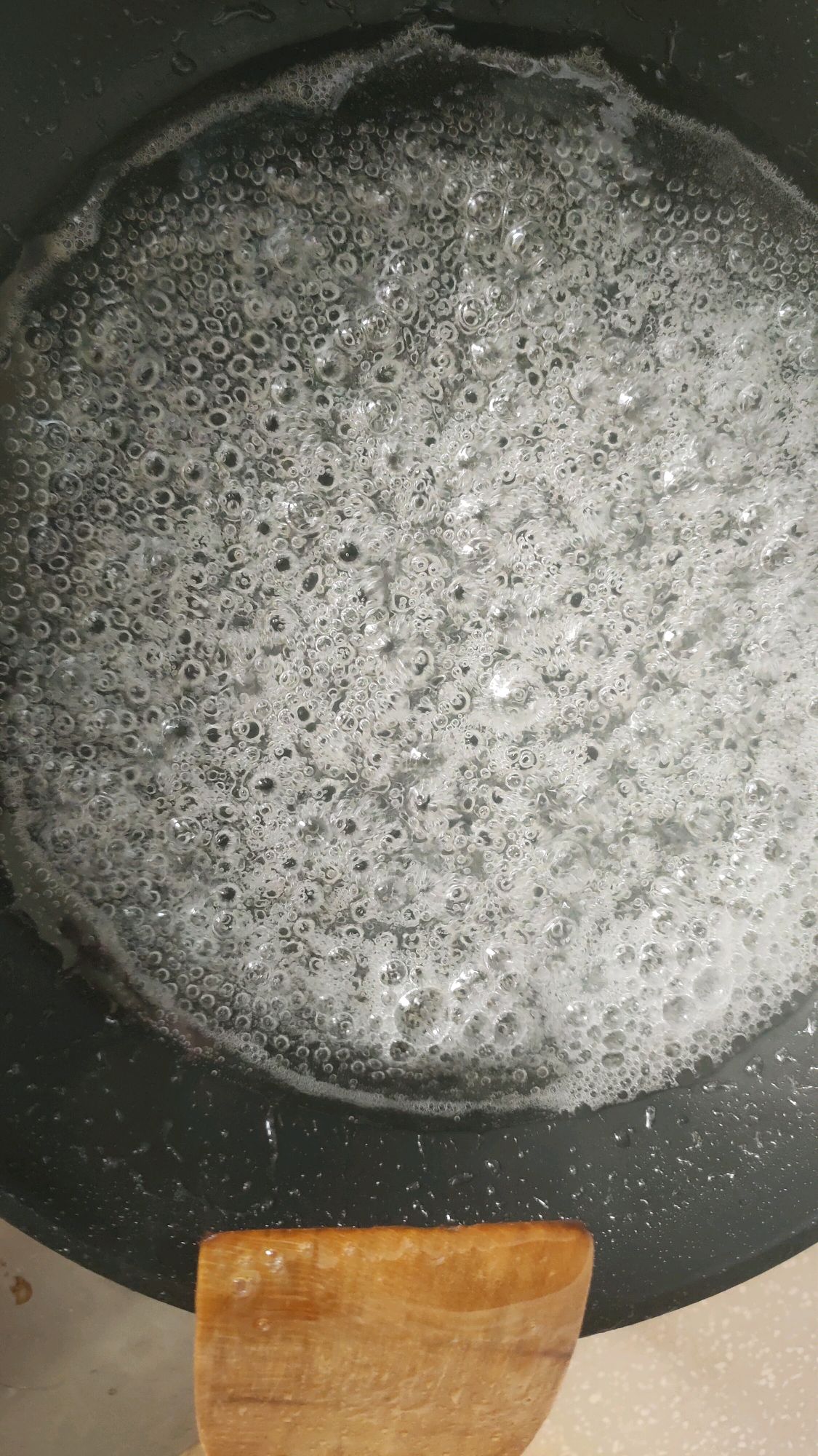 酸中带甜的山楂球