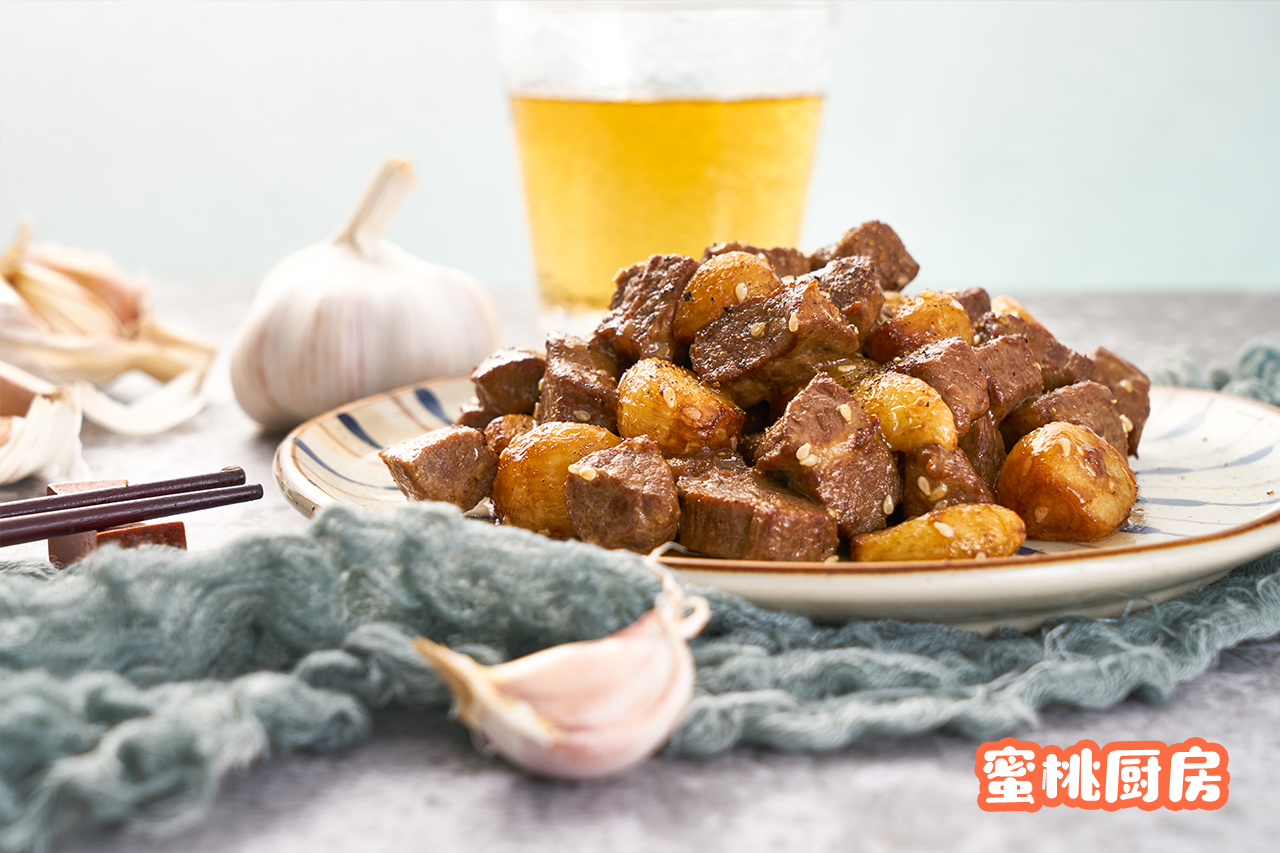 蒜子炒牛肉粒