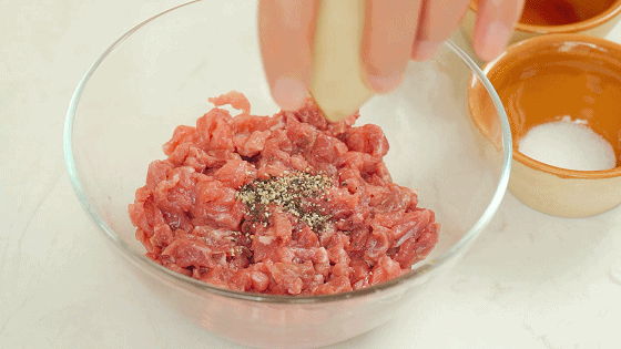 碎牛肉土豆饼