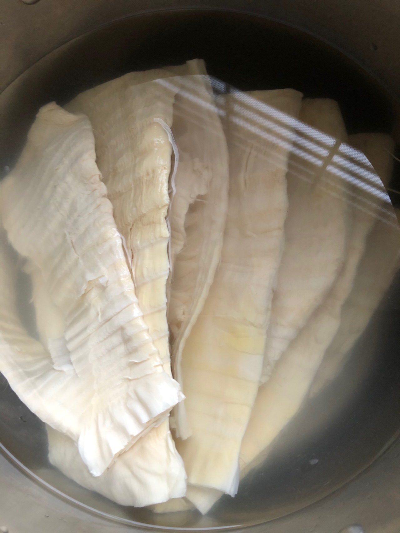 笋干鸭煲