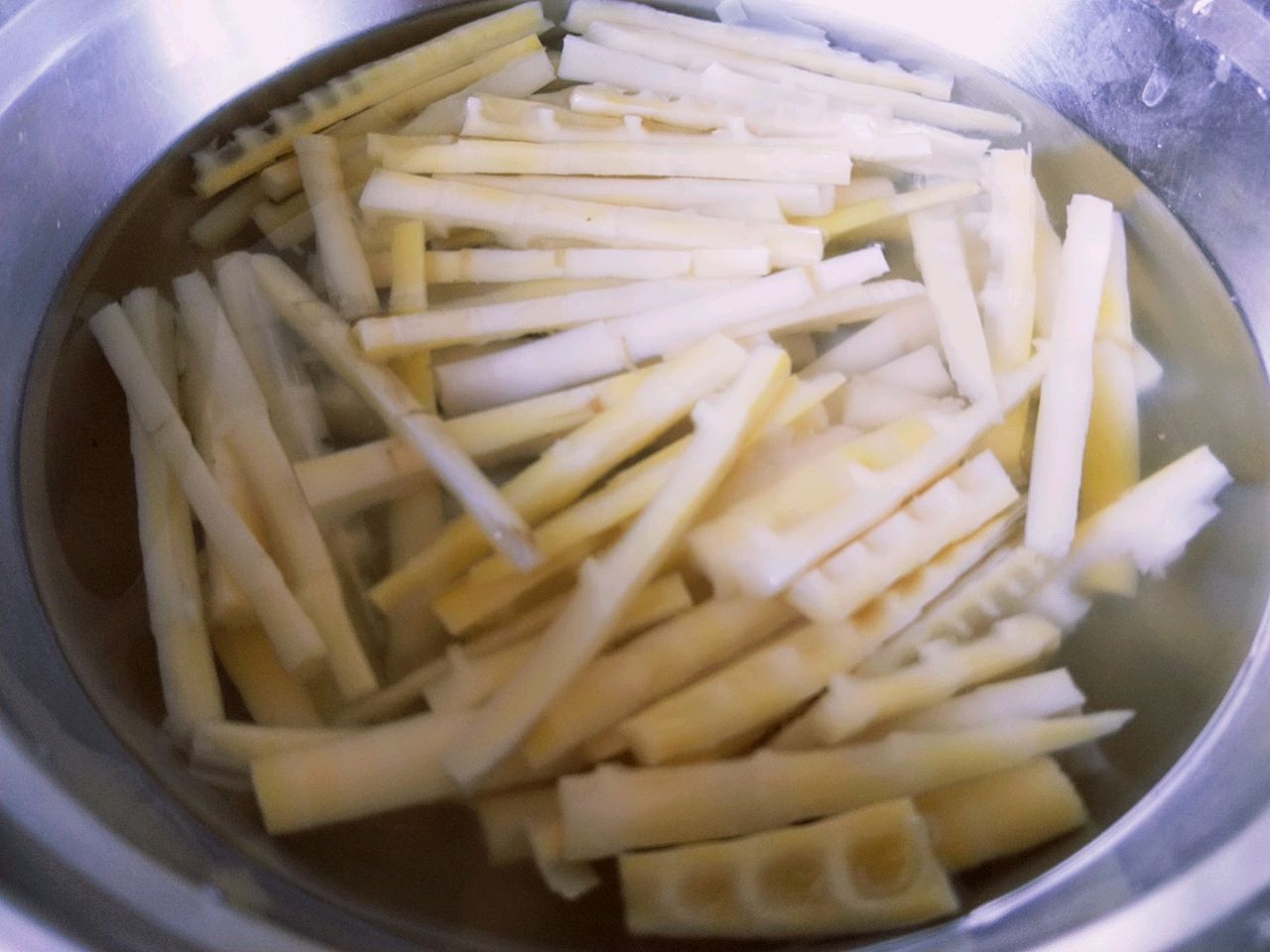 笋子炒肉丝