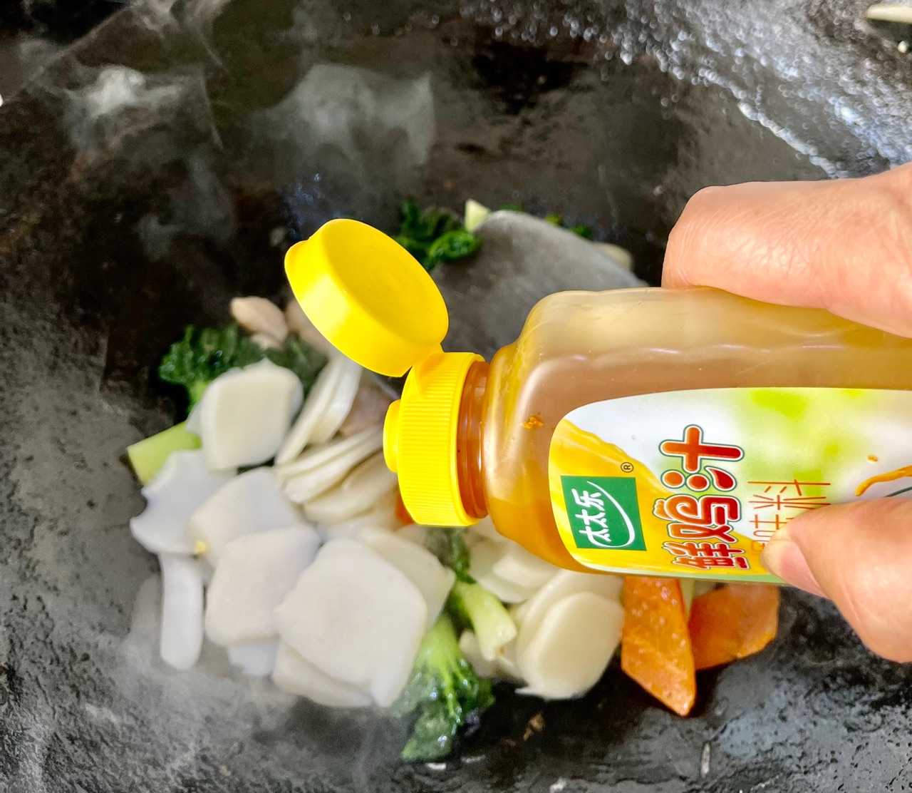 塔菜肉丝炒年糕