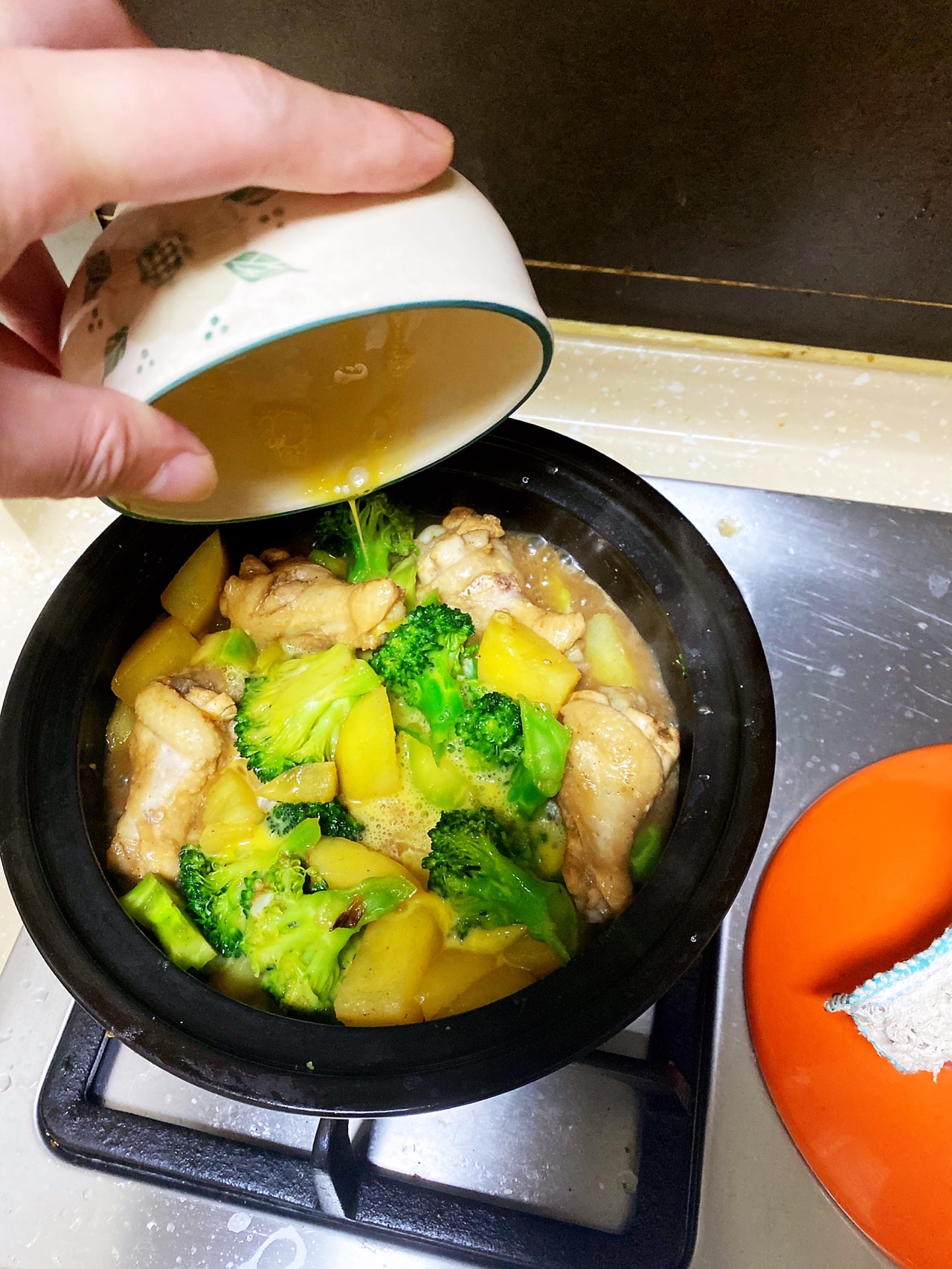 塔吉锅秘制鸡腿