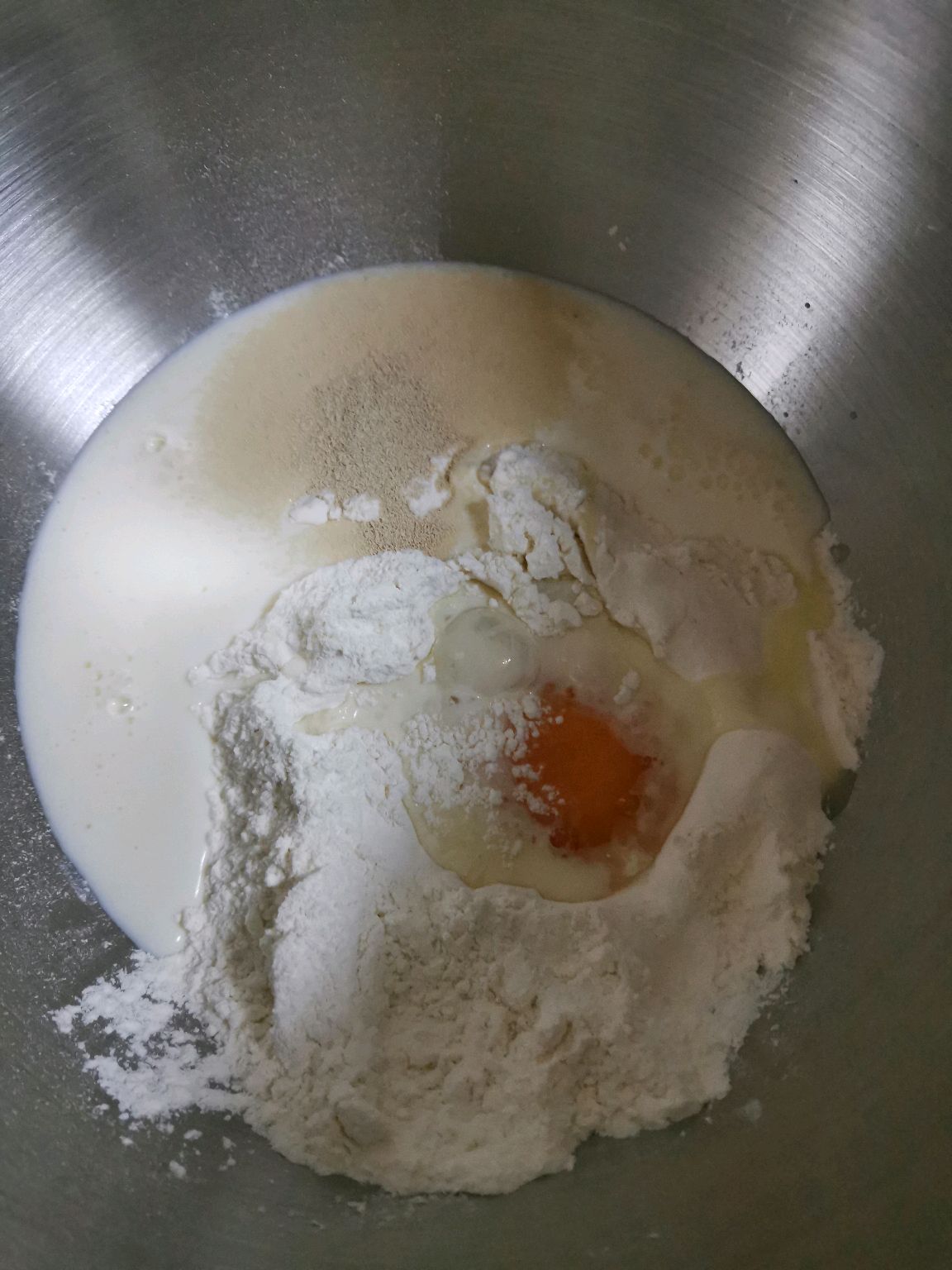 泰式爆浆面包咖喱牛腩