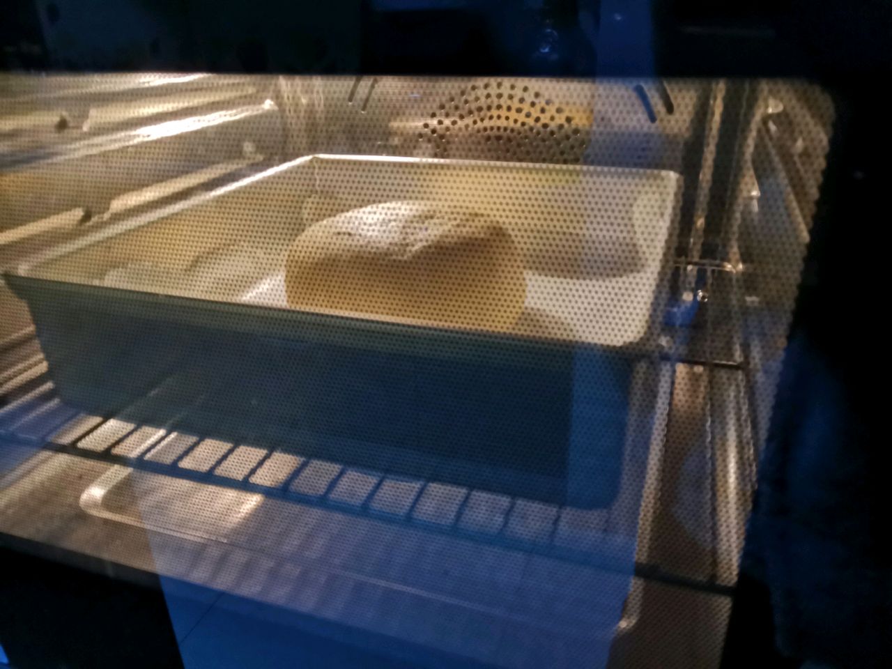 泰式爆浆面包咖喱牛腩