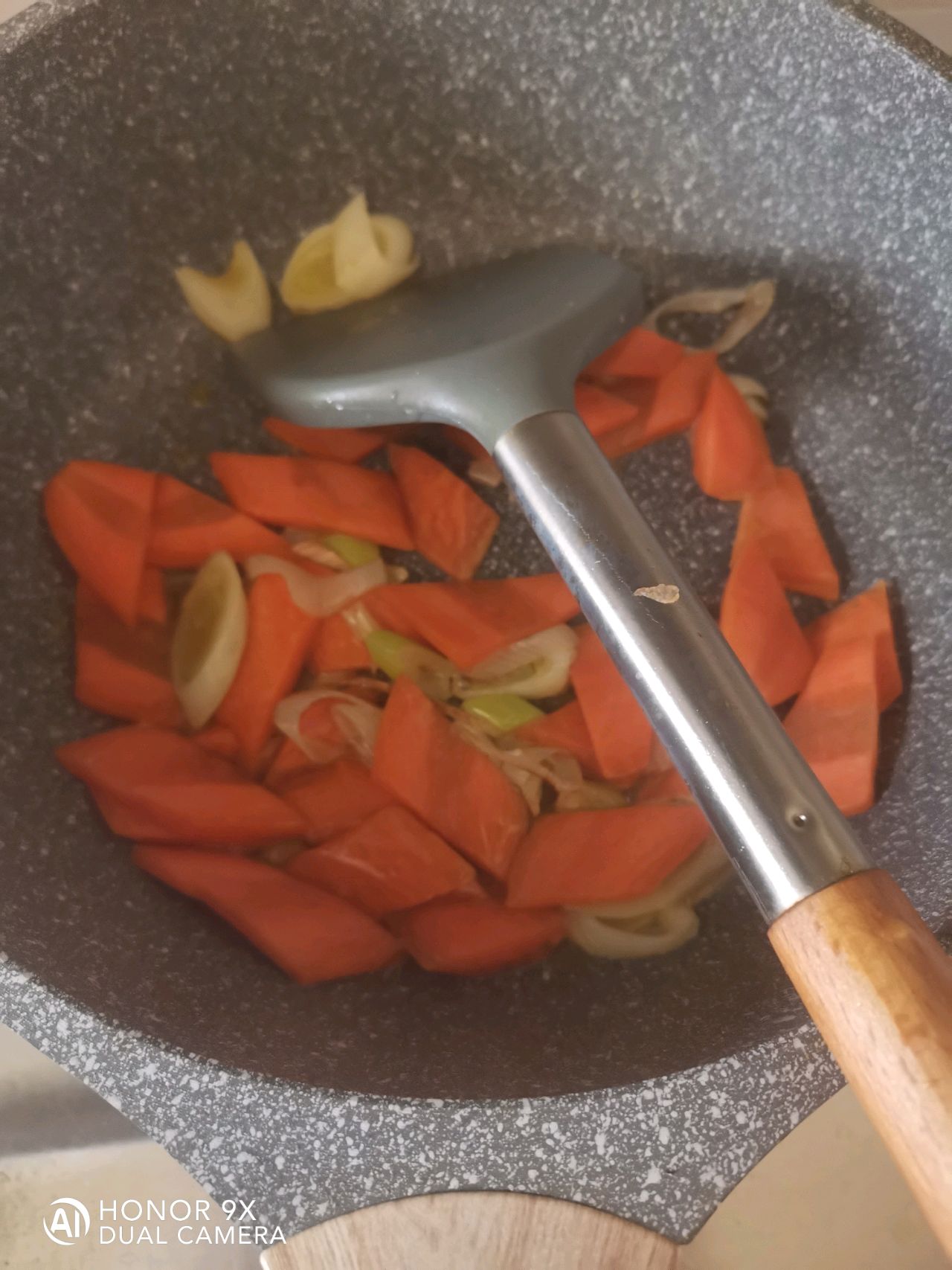 #太太乐鲜鸡汁焖豆皮#