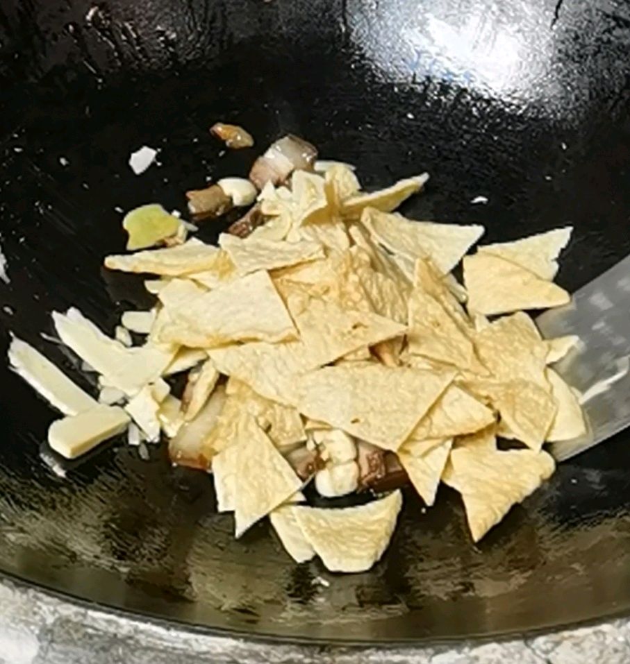 炭火炉炖菜