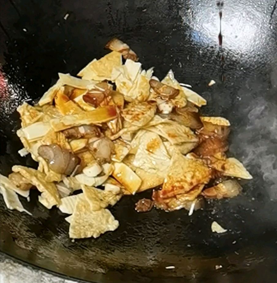 炭火炉炖菜