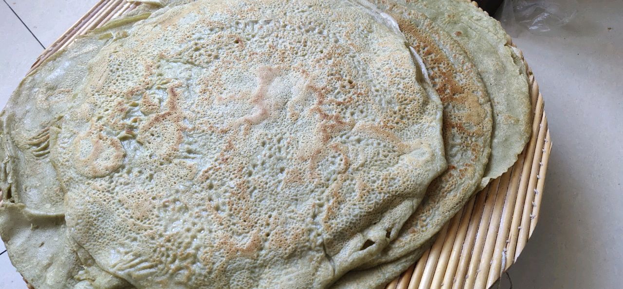 摊咯吱饼