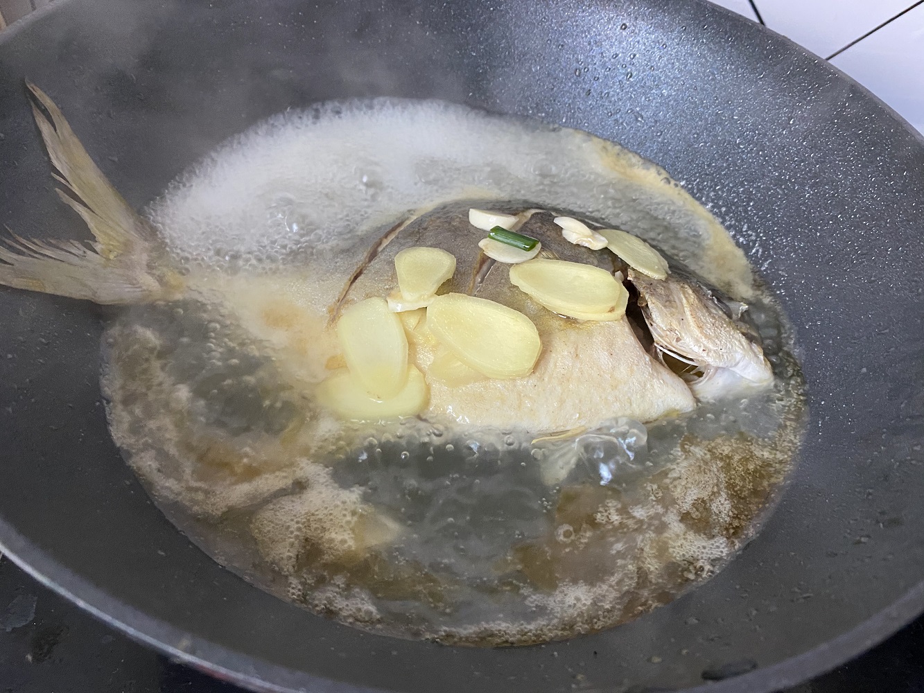 糖醋红烧鲳鱼