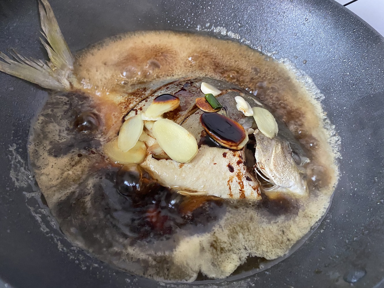 糖醋红烧鲳鱼