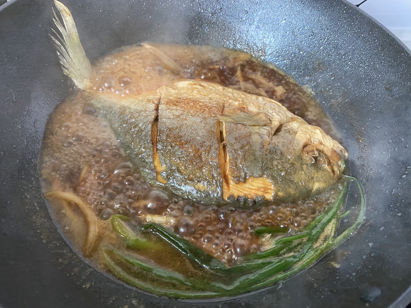 糖醋红烧鲳鱼