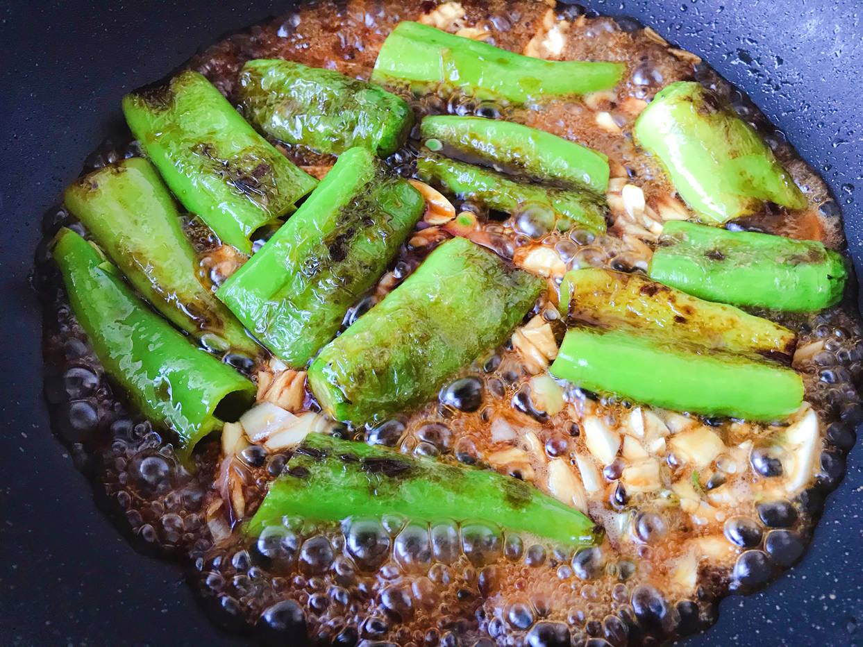 糖醋虎皮尖椒