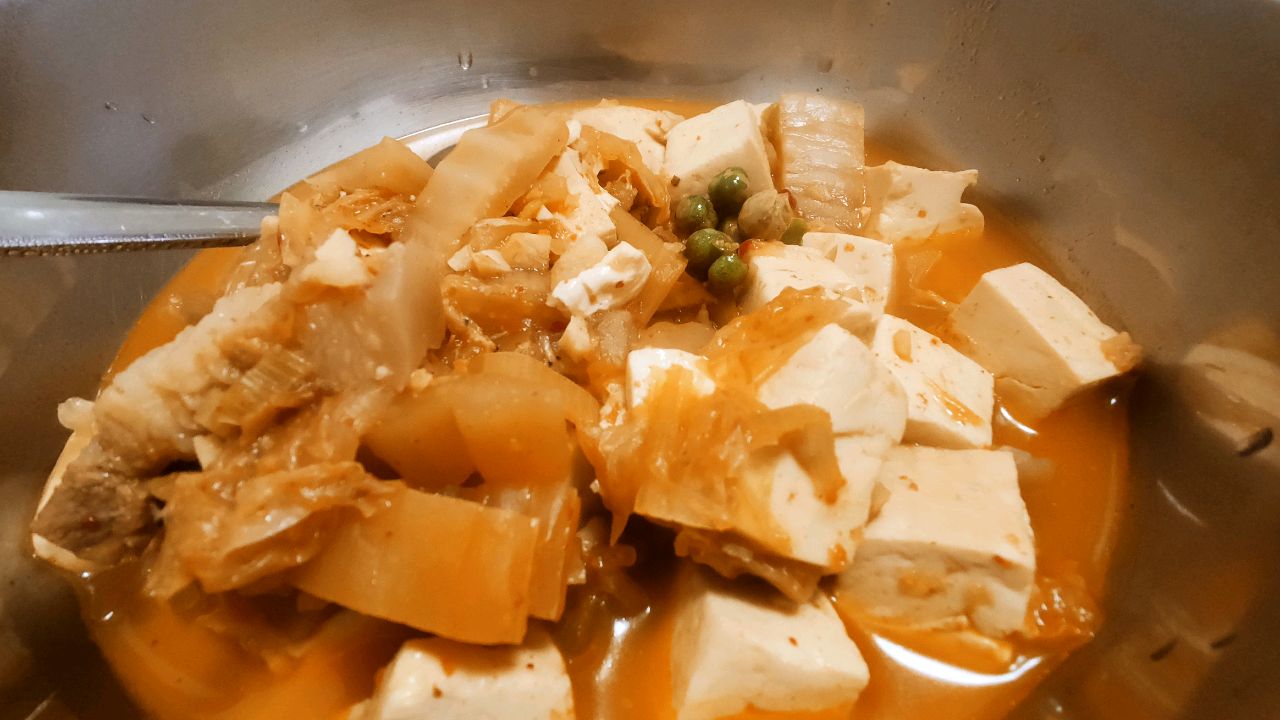 汤~辣白菜猪肉汤~极品下饭