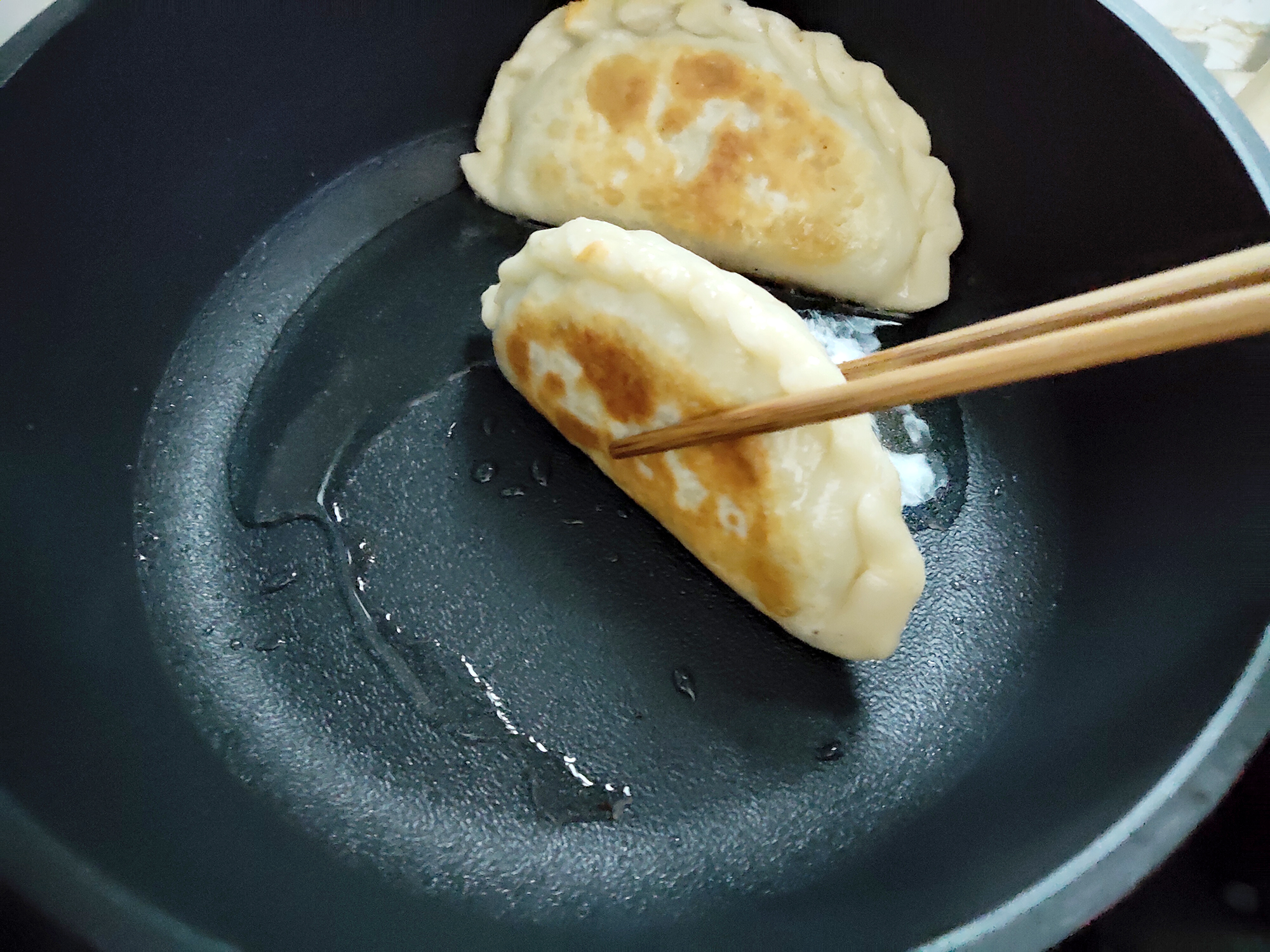 烫面韭菜盒子