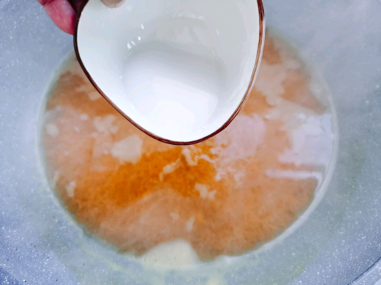 汤鲜味美的金汤娃娃菜