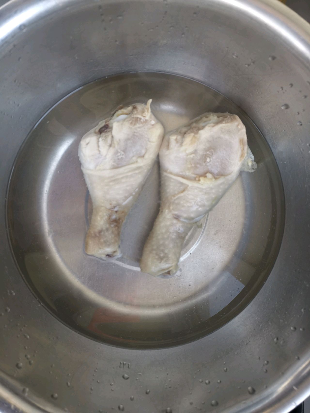 汤鲜味美‼️山药红枣鸡腿汤