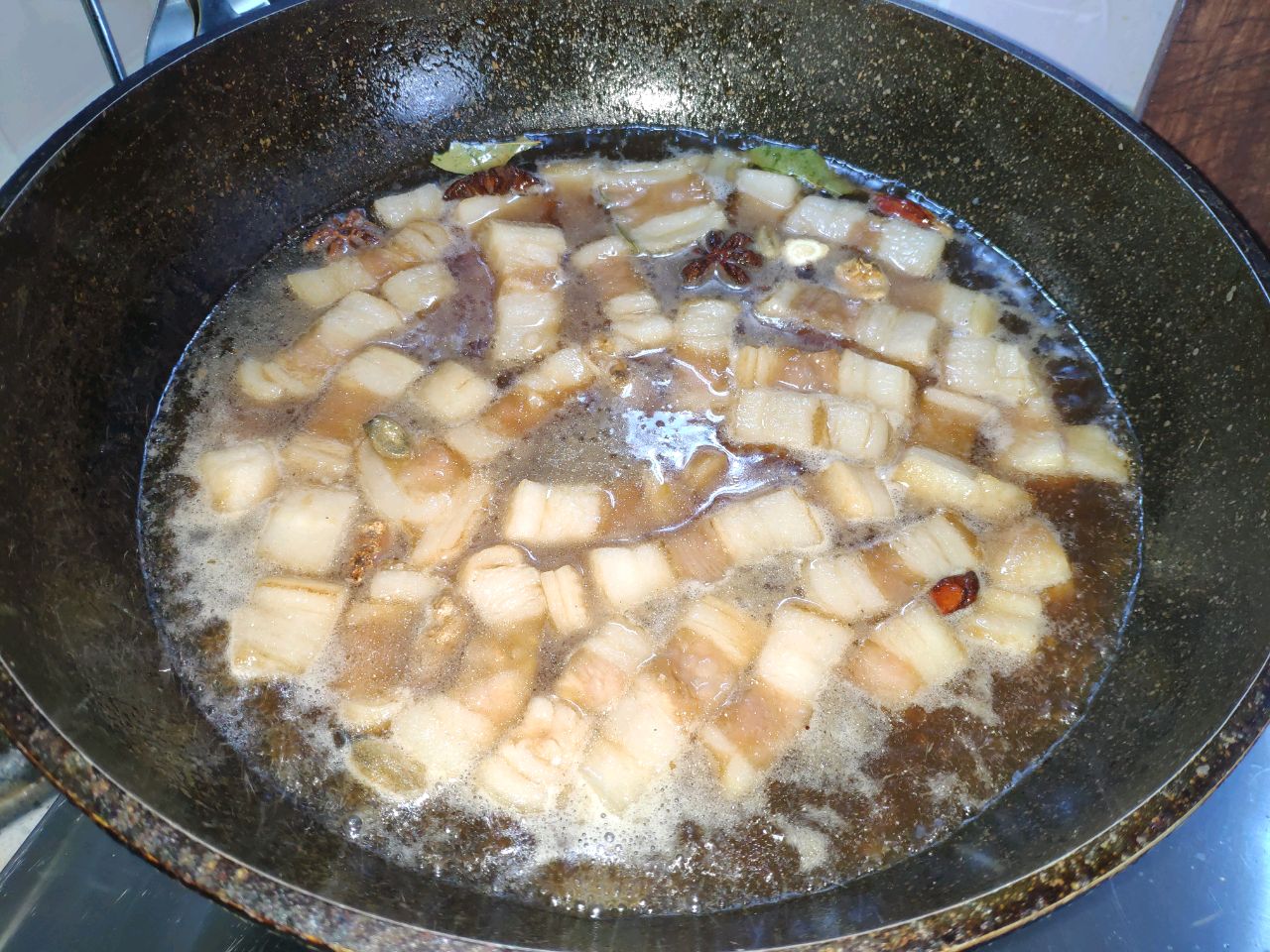 汤汁浓郁的红烧肉