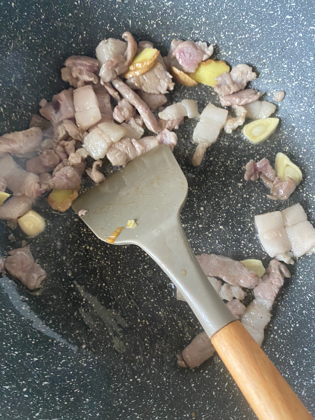 汤汁油豆腐