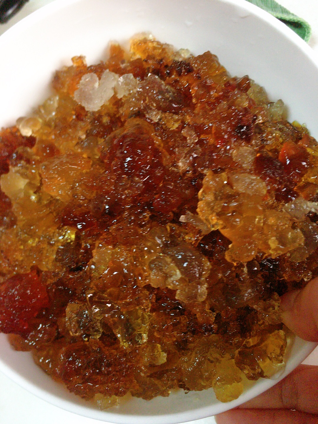桃胶红枣牛奶羹