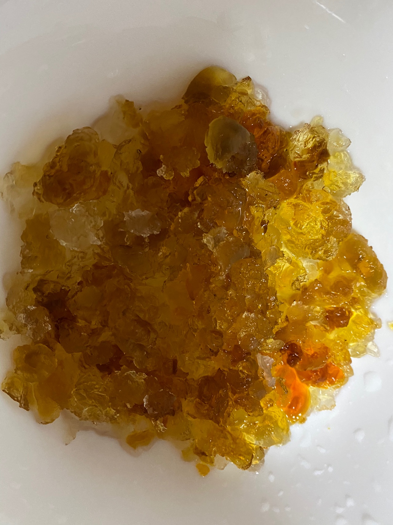 桃胶红枣银耳