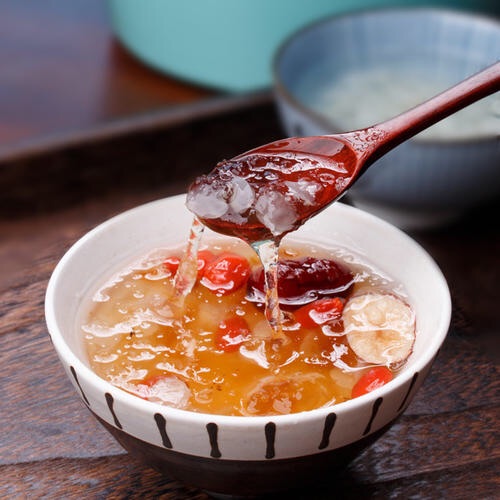 桃胶皂角米雪燕的做法
