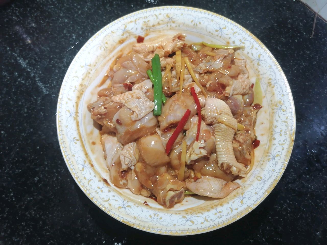 特色鸡煲