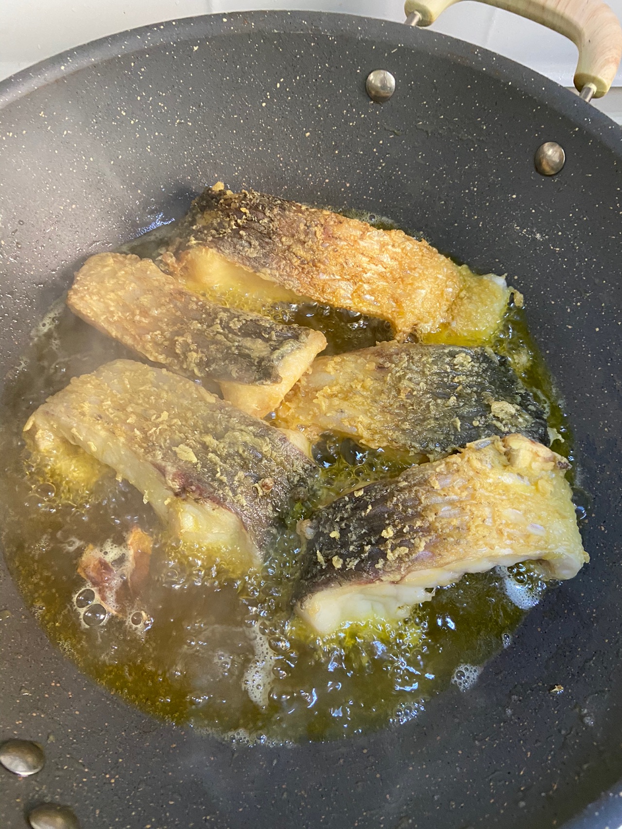 特色下饭瓦块鱼