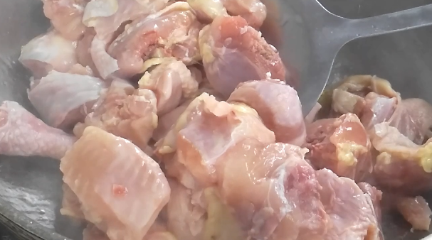 特制甩油低钠大盘鸡