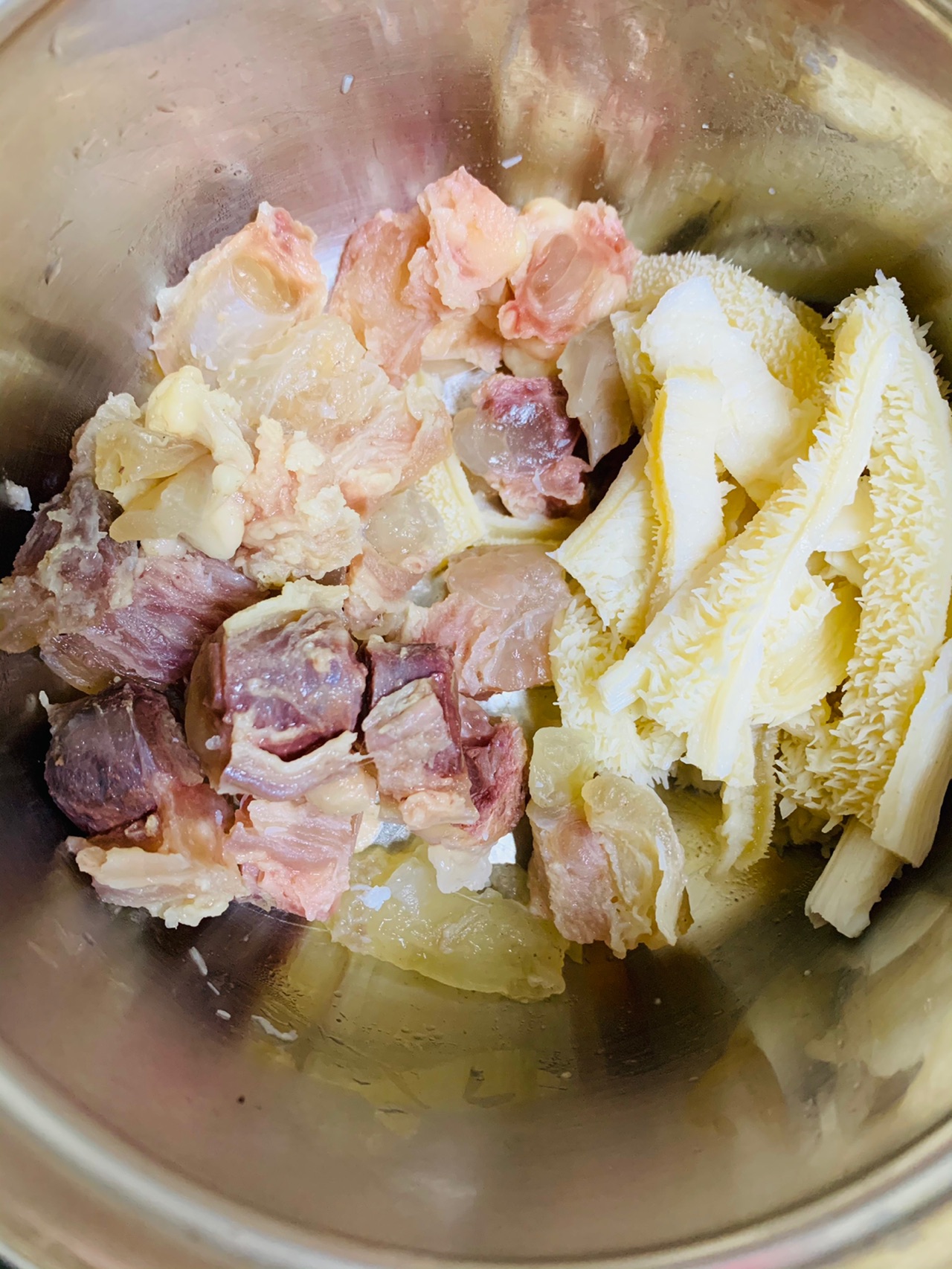 蹄筋、牛肚烧土豆