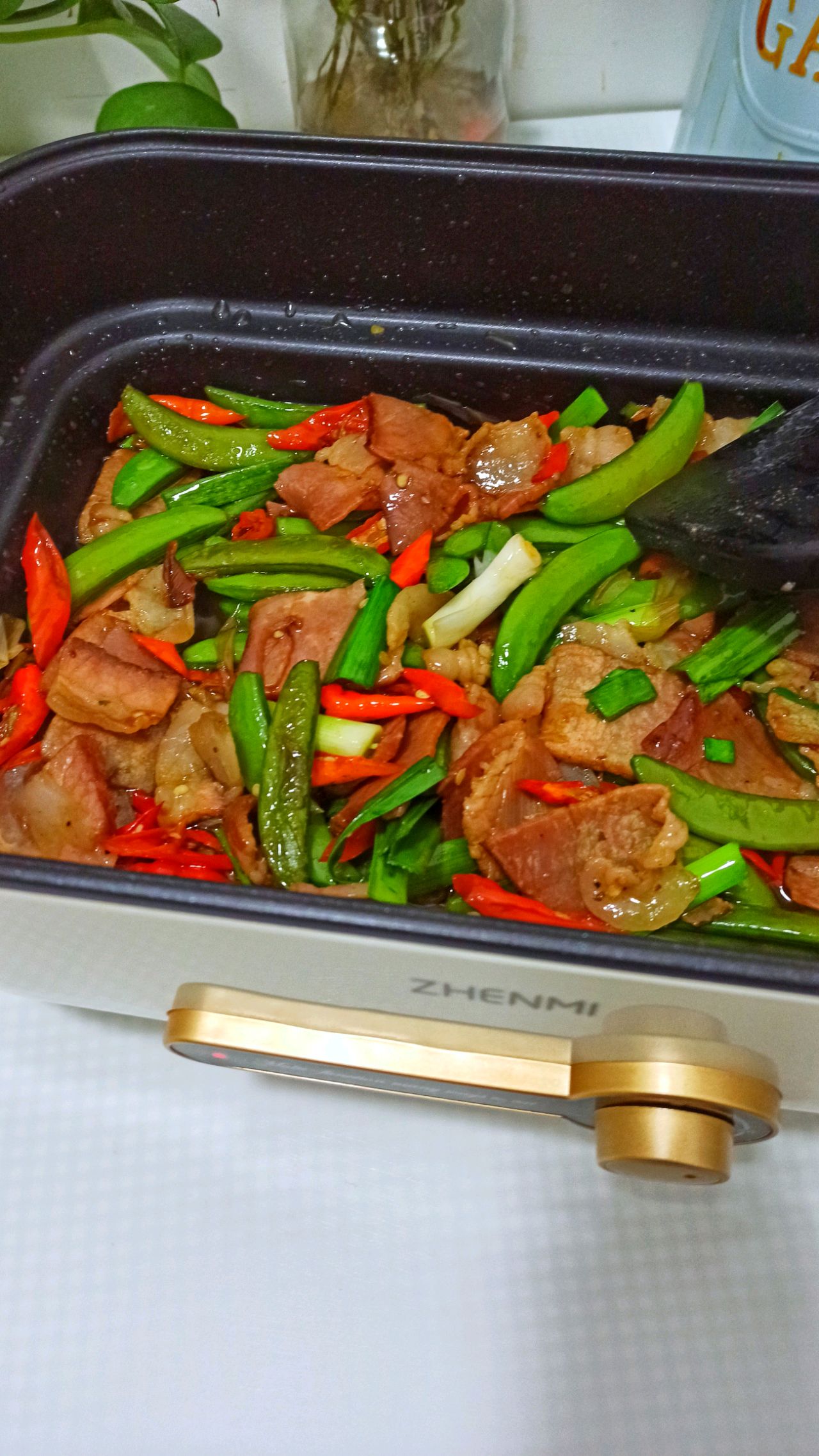 甜豆炒腊肉 （改良版）