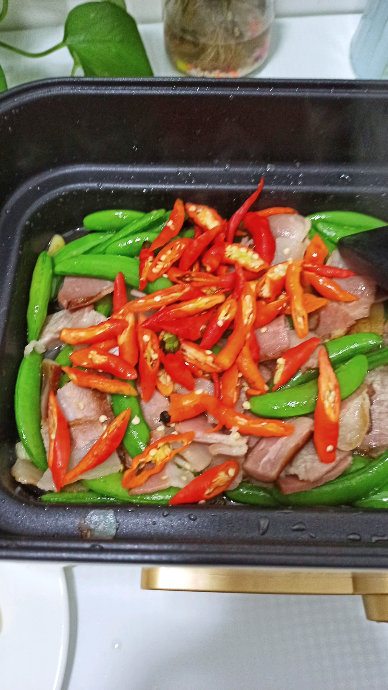 甜豆炒腊肉 （改良版）