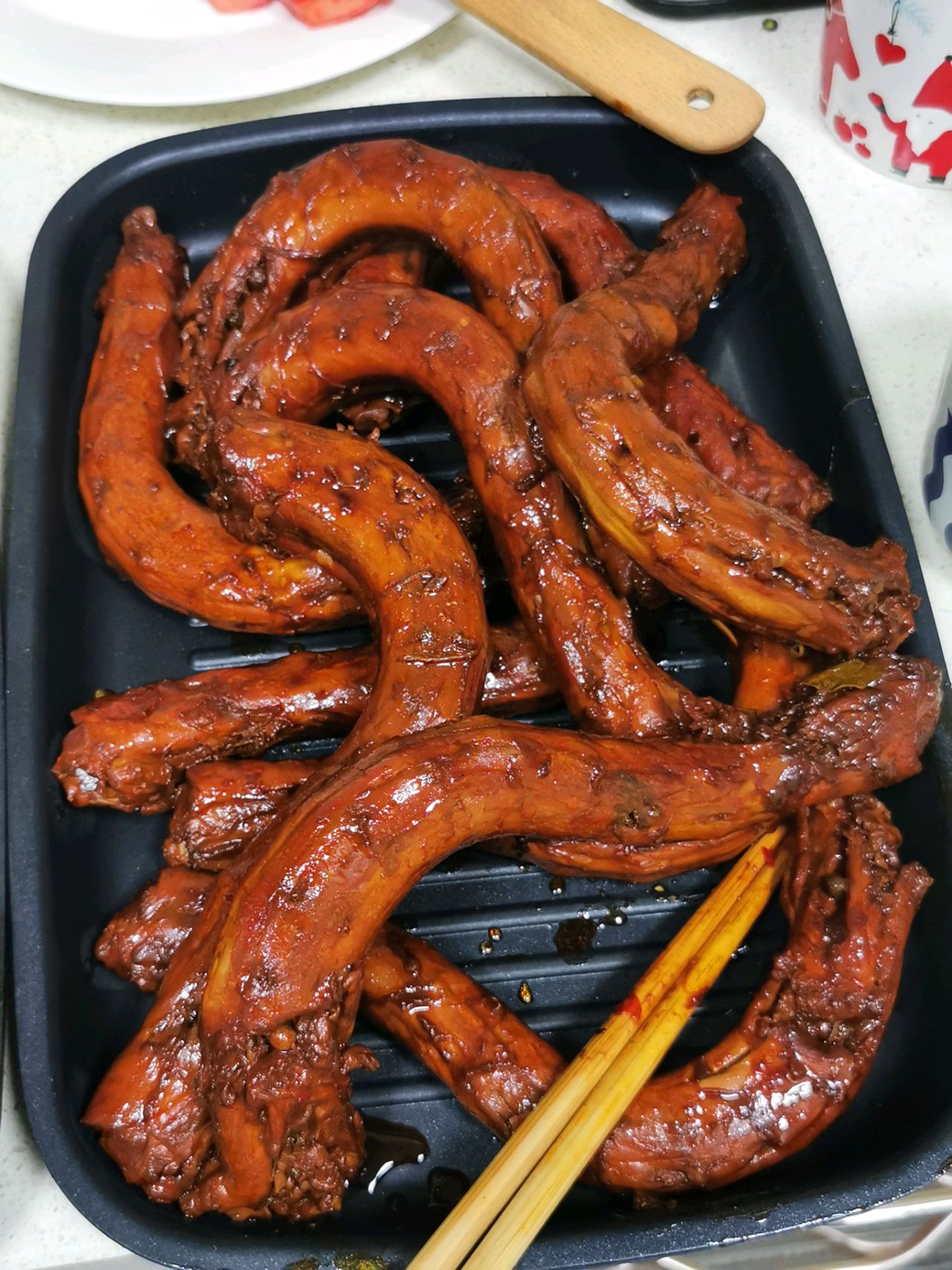 甜辣鲜鸭脖