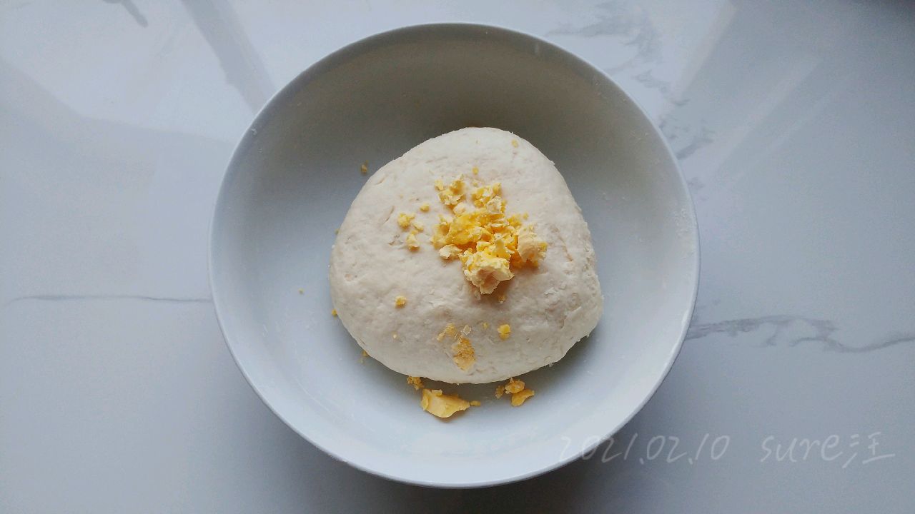 甜蜜红豆奶香卷