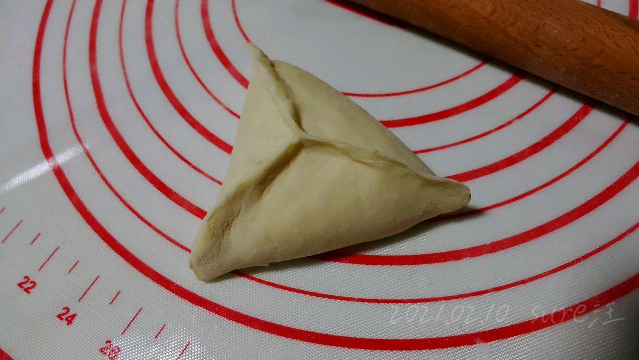 甜蜜红豆奶香卷