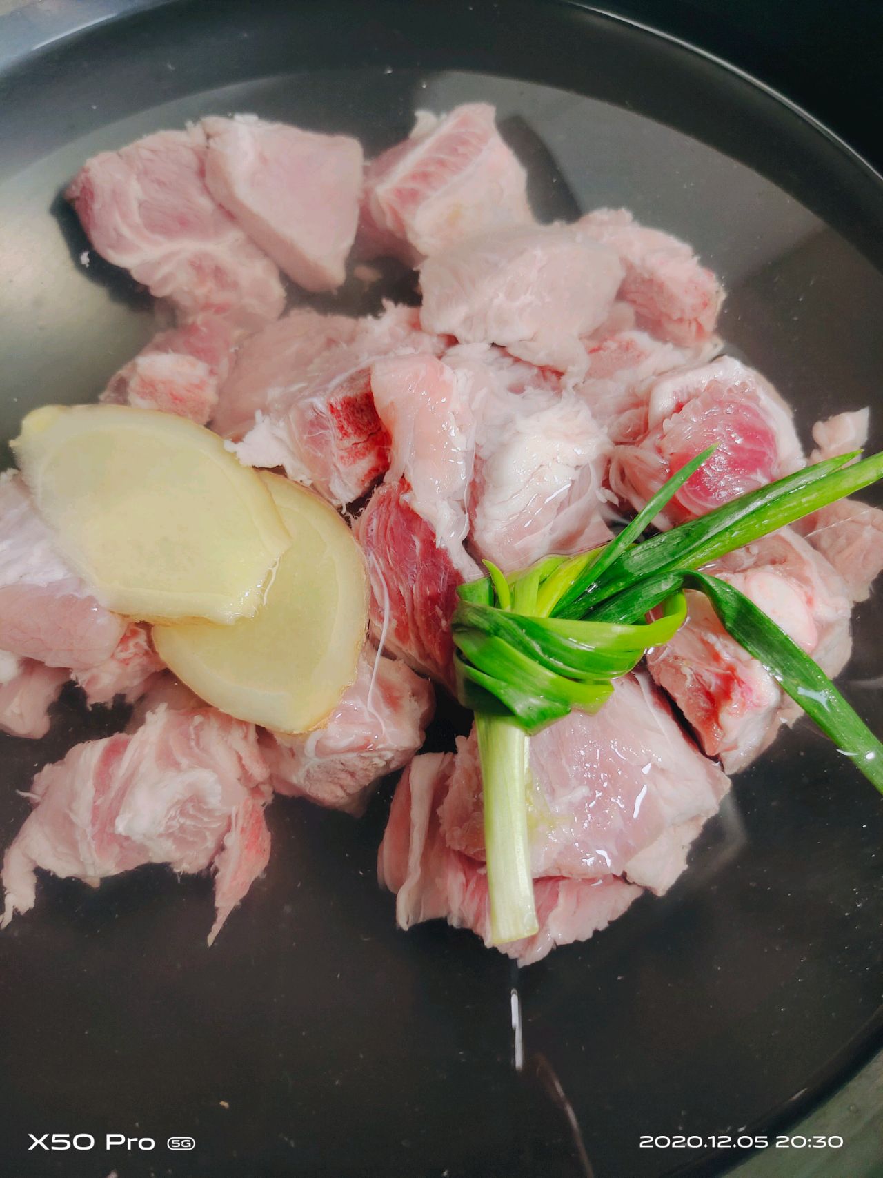 田园风味排骨汤