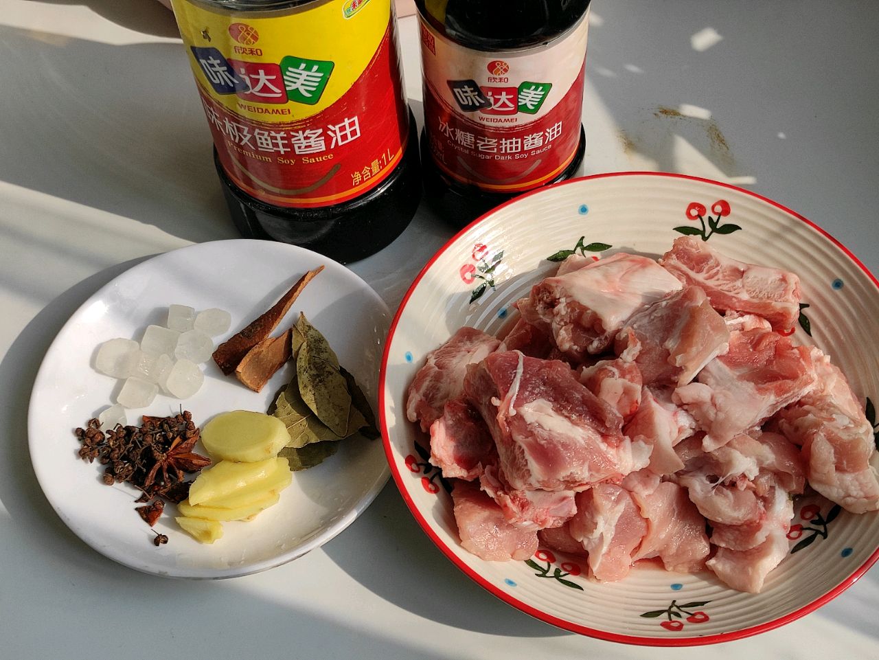 舔指红烧排骨