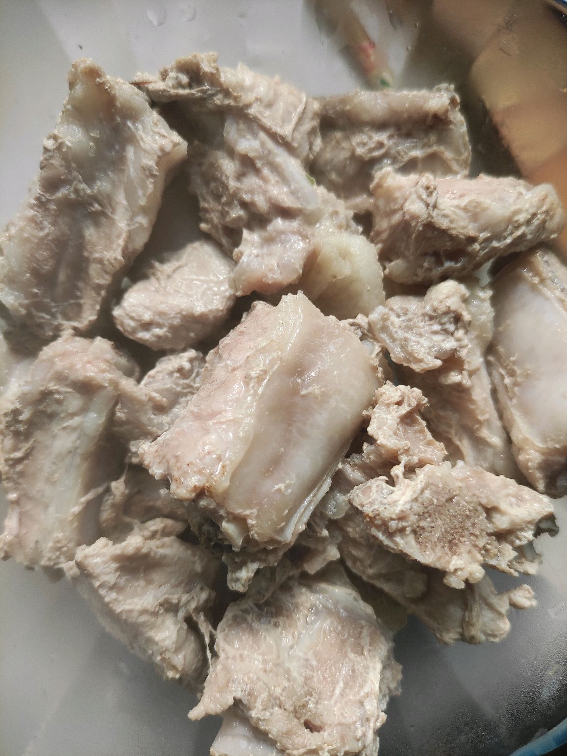 舔指红烧排骨