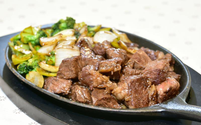 铁板红酒骰子牛肉