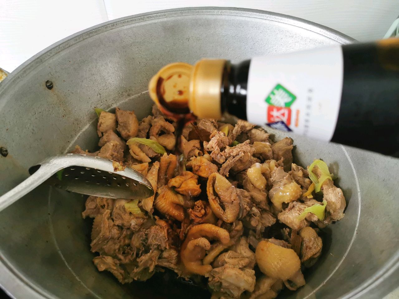 铁锅炖大鹅盖浇饭