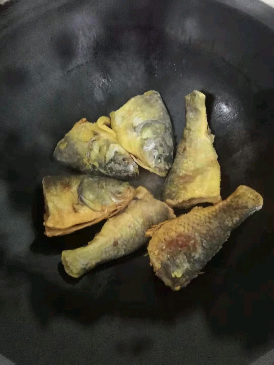 铁锅炖大鱼