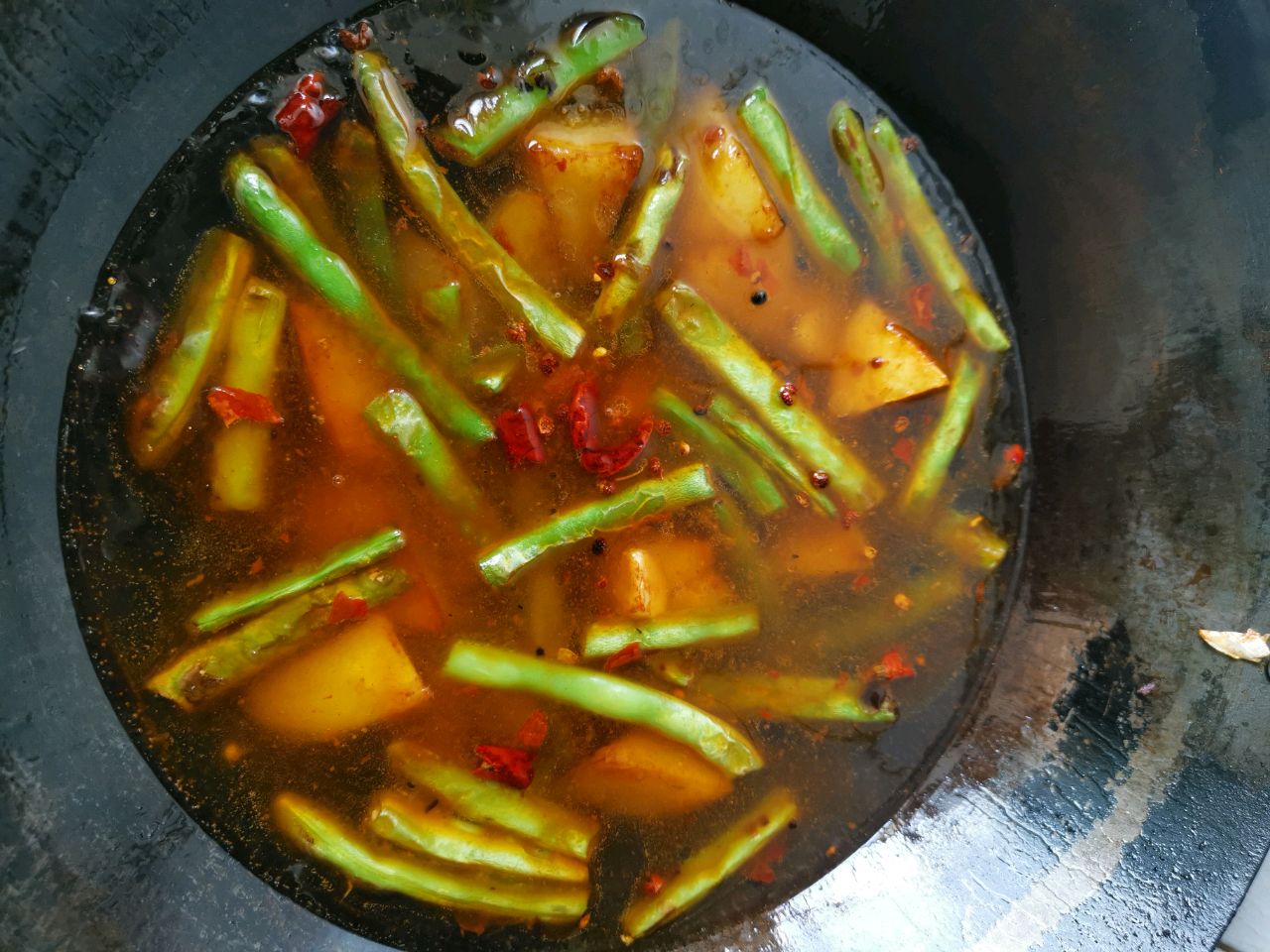 土豆豆角焖面