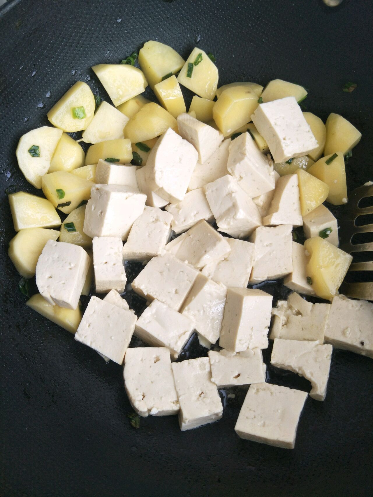 土豆炖豆腐