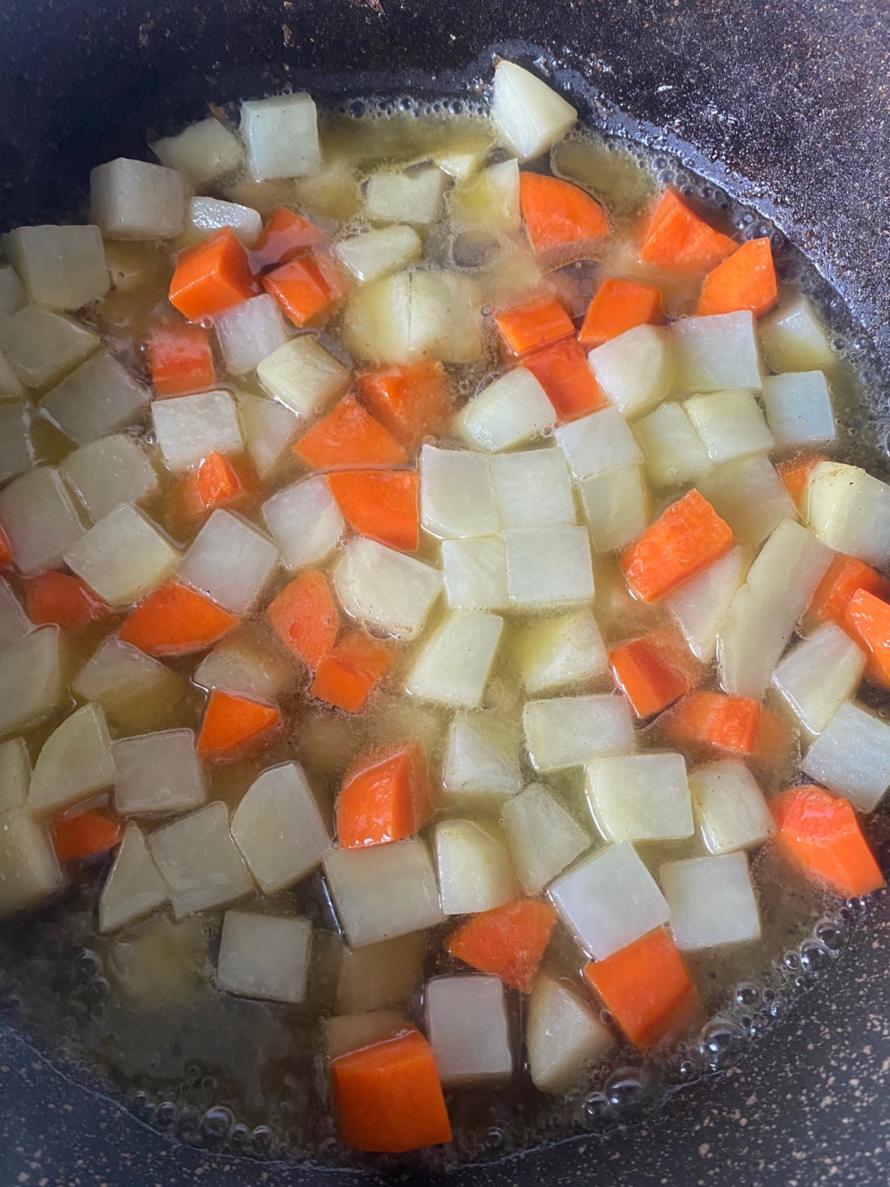 土豆肥牛煲